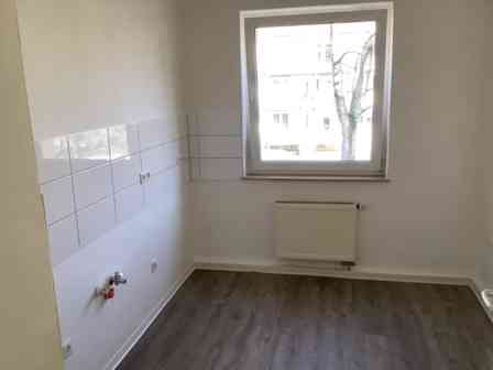 Renovierte 2-Zimmer-Wohnung mit Sonnenbalkon in ruhiger Lage - Photo 2
