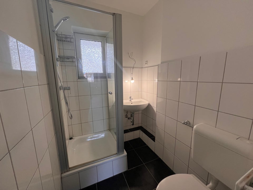 Renovierte 3-Raum-Wohnung frei! - Photo 4