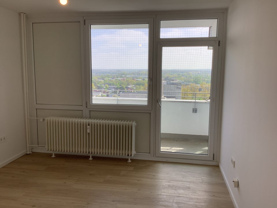 Großzügige Wohnung mit tollem Ausblick - Foto 2