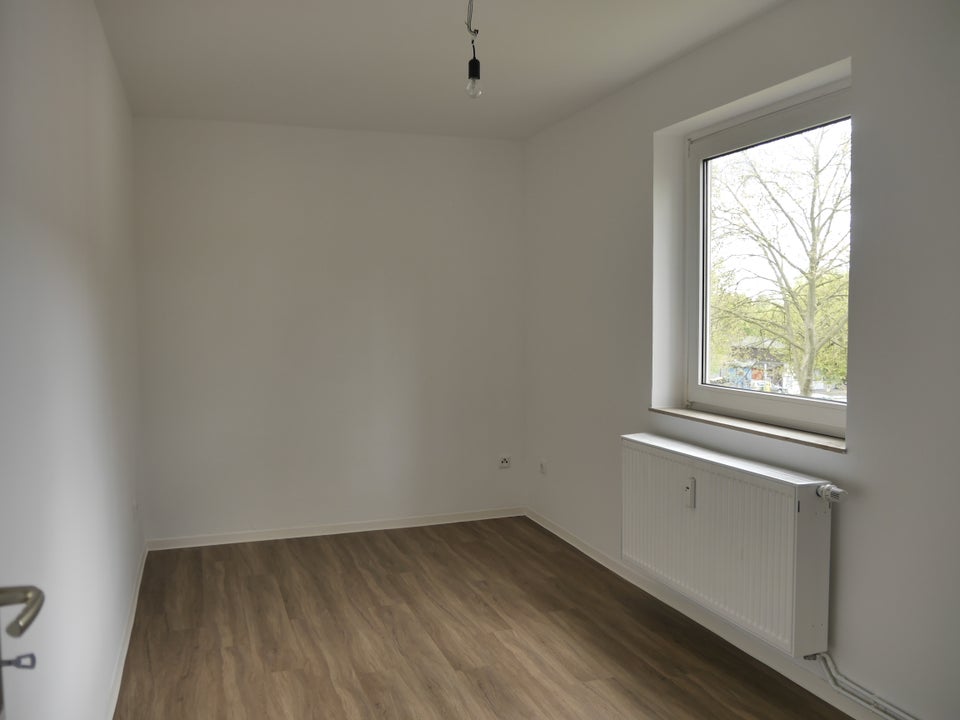 Schöne 3-Zimmer-Wohnung mit Tageslichtbad in Hanau-Großauheim zu vermieten - Photo 1