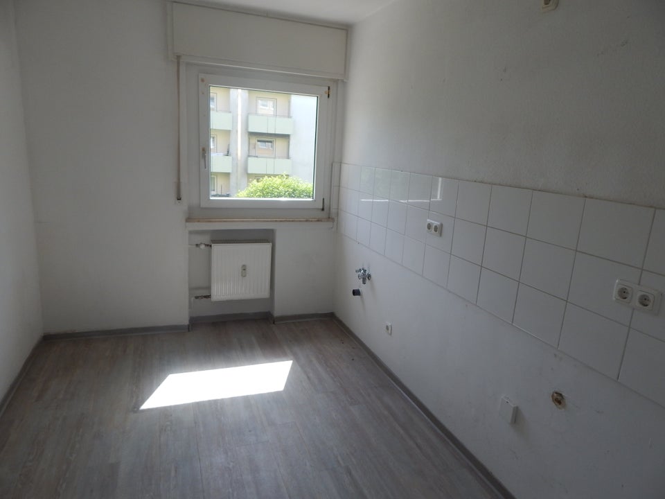 Bezugsfertige 3-Zimmer-Wohnung mit Terrasse am Wehberg! - Foto 2