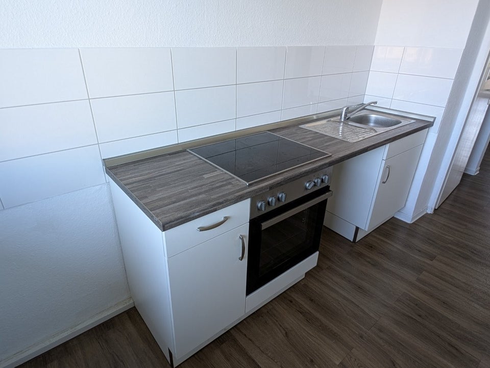 Sonnige 2 Zi.Whg. mit Balkon am Nord-Ostsee-Kanal - Photo 3