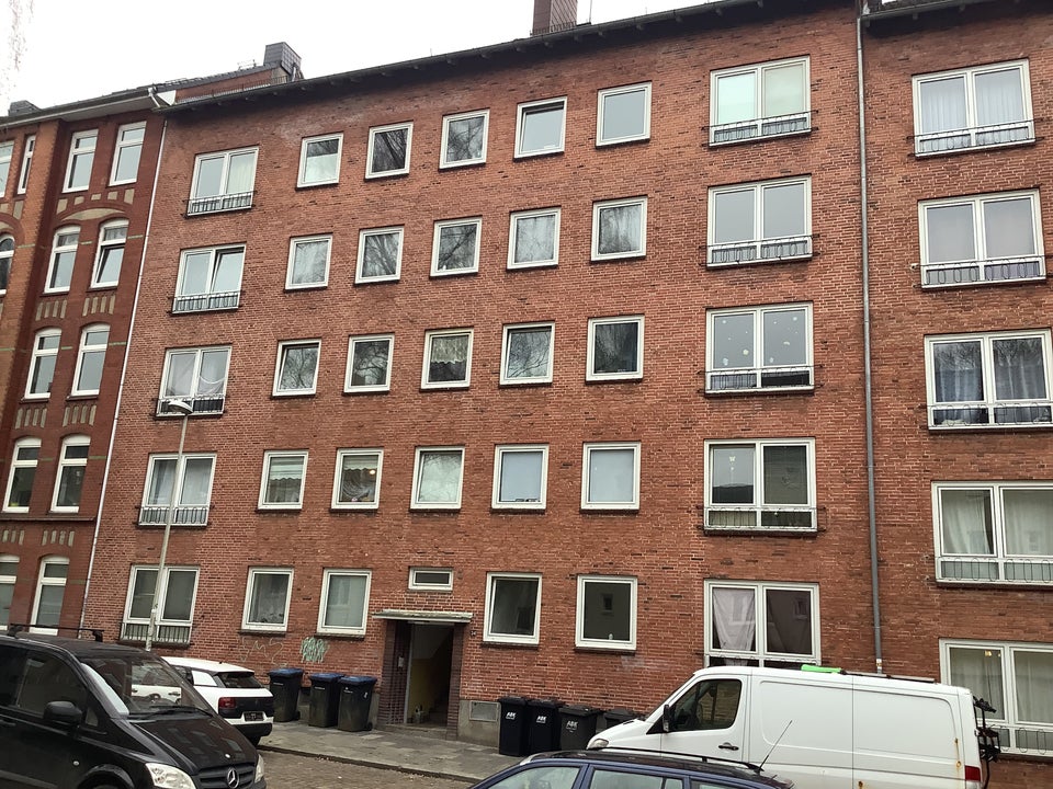 Renovierte 2-Zimmer Wohnung zur zeitnahen Anmietung frei - Foto 1