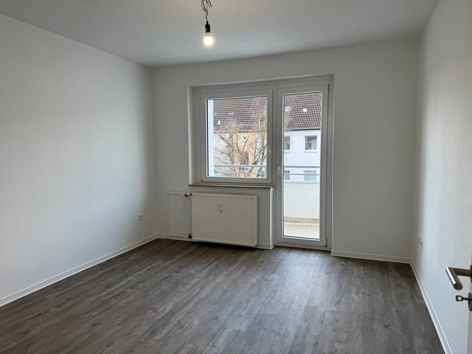Ohne Gedanken die Sonne auf dem Balkon tanken! - Foto 1