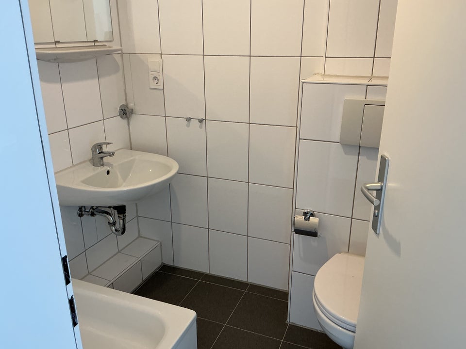 Wohnglück - günstige 2-Zimmer-Wohnung - Photo 2