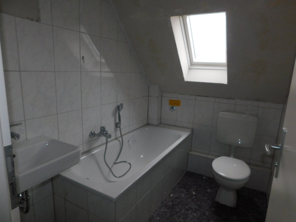 Renovierte 3 Zimmer-Wohnung am Jahnplatz! - Foto 1