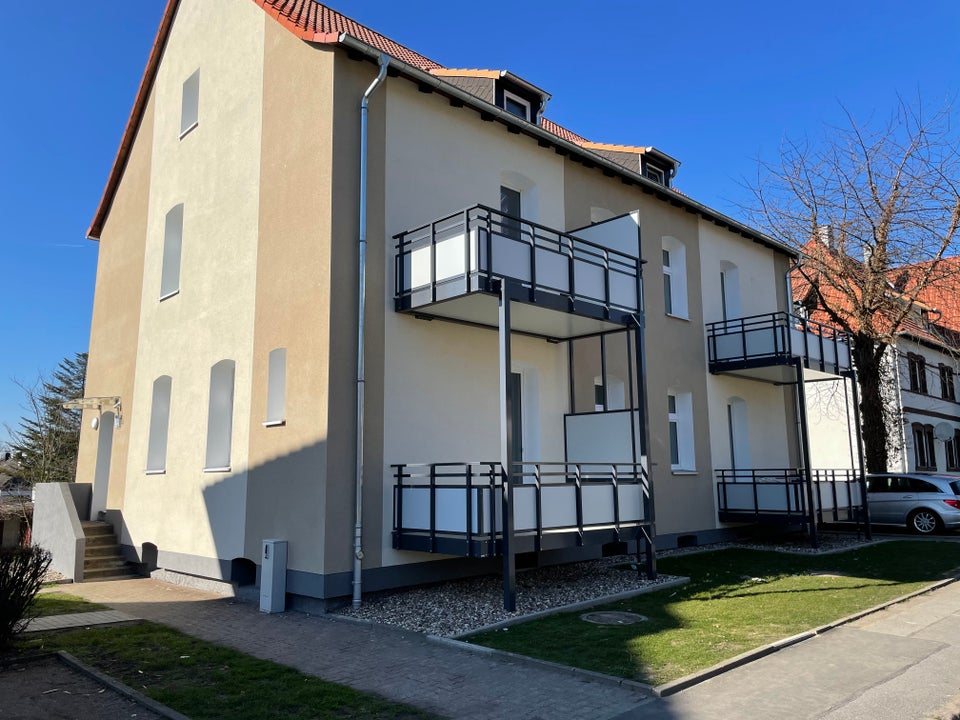 Endlich Zuhause: ansprechende 2,5-Zimmer-Wohnung - Foto 2