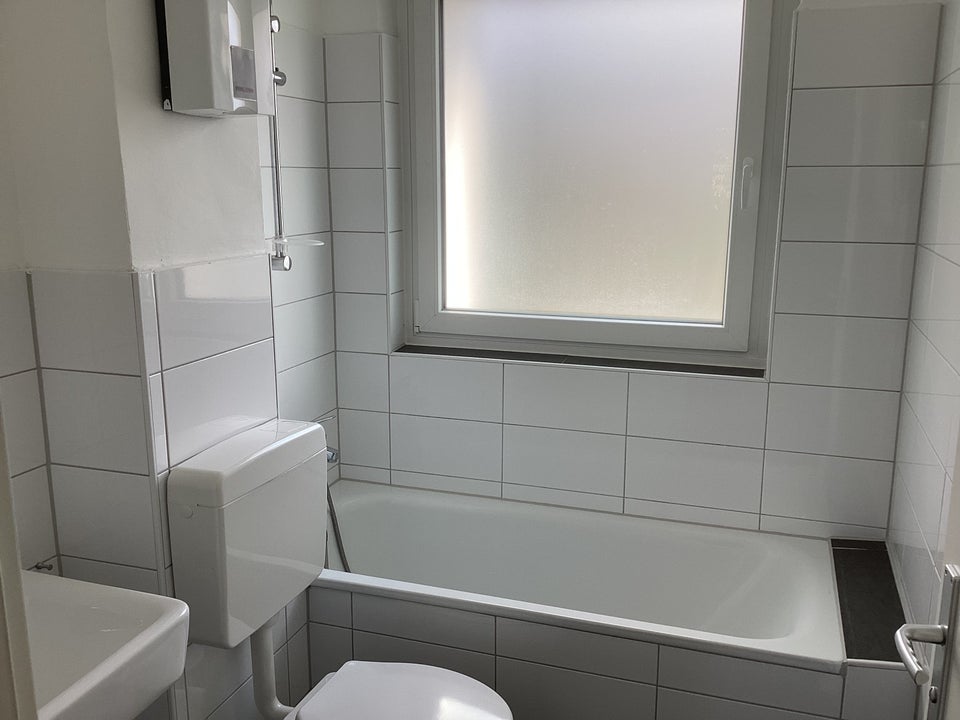 Gut geschnittene 2-Zimmer-Wohnung mit Balkon in guter Stadtlage - Foto 4