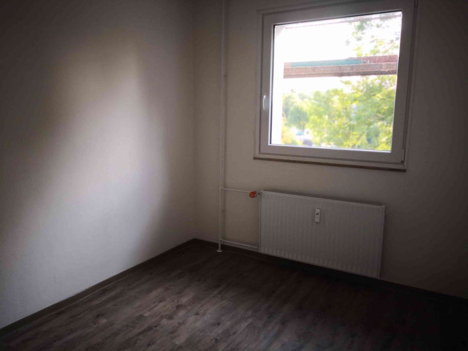 Wohnglück - renovierte und sanierte 3-Zimmer-Wohnung mit Balkon - Foto 2