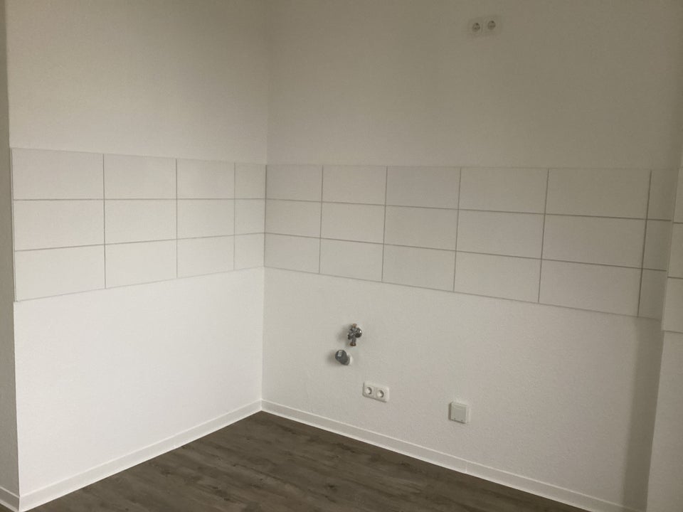 2 Zimmer, Küche, Bad - einziehen und wohlfühlen! - Foto 3