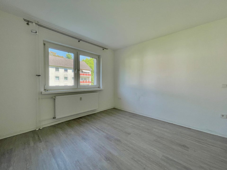 Gemütliche 2-Zi.-Wohnung mit Balkon! - Foto 4