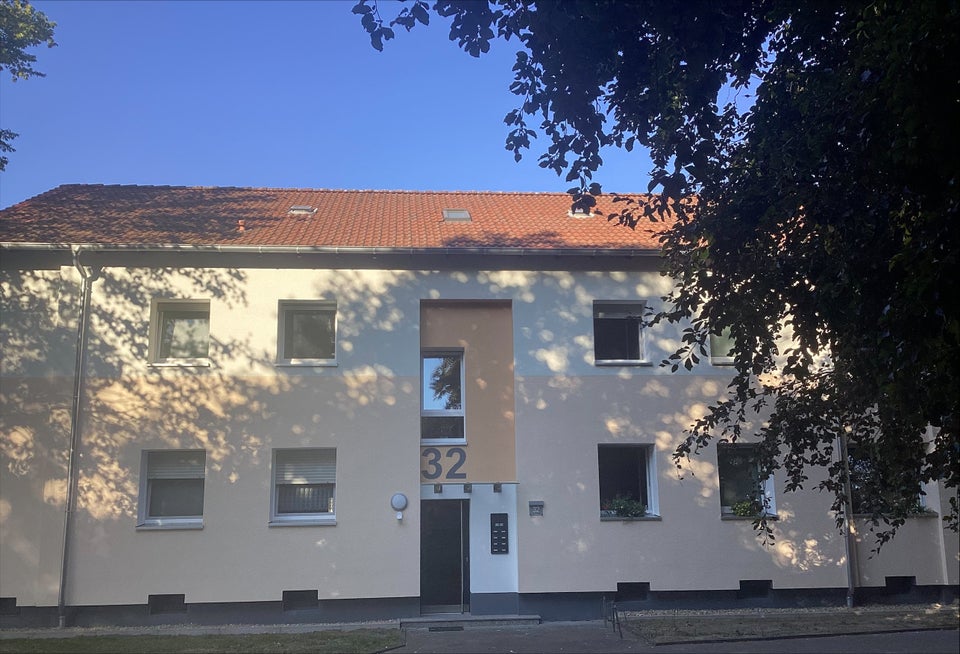 Frisch modernisiert. Schöne 3-Zimmer-Wohnung mit Dusche und Balkon - Foto 4