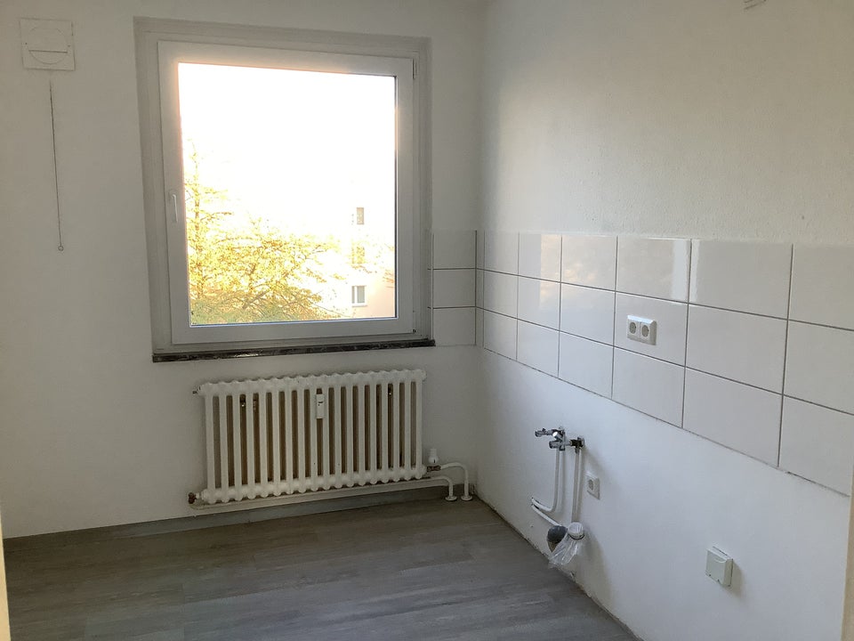 Helle und sanierte 3 Zimmer-Wohnung mit Einbauküche in Baumheide - Foto 4