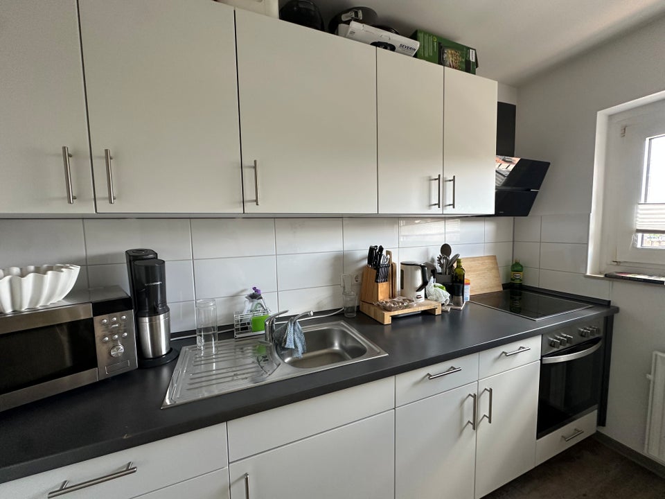 Helle 3-Zimmer-Wohnung mit Einbauküche - Foto 1