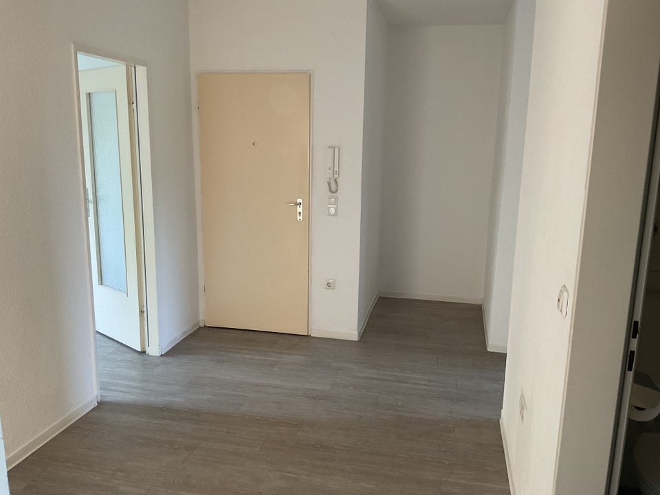 Renovierte 3-Zimmer-Wohnung mit Balkon - Foto 5
