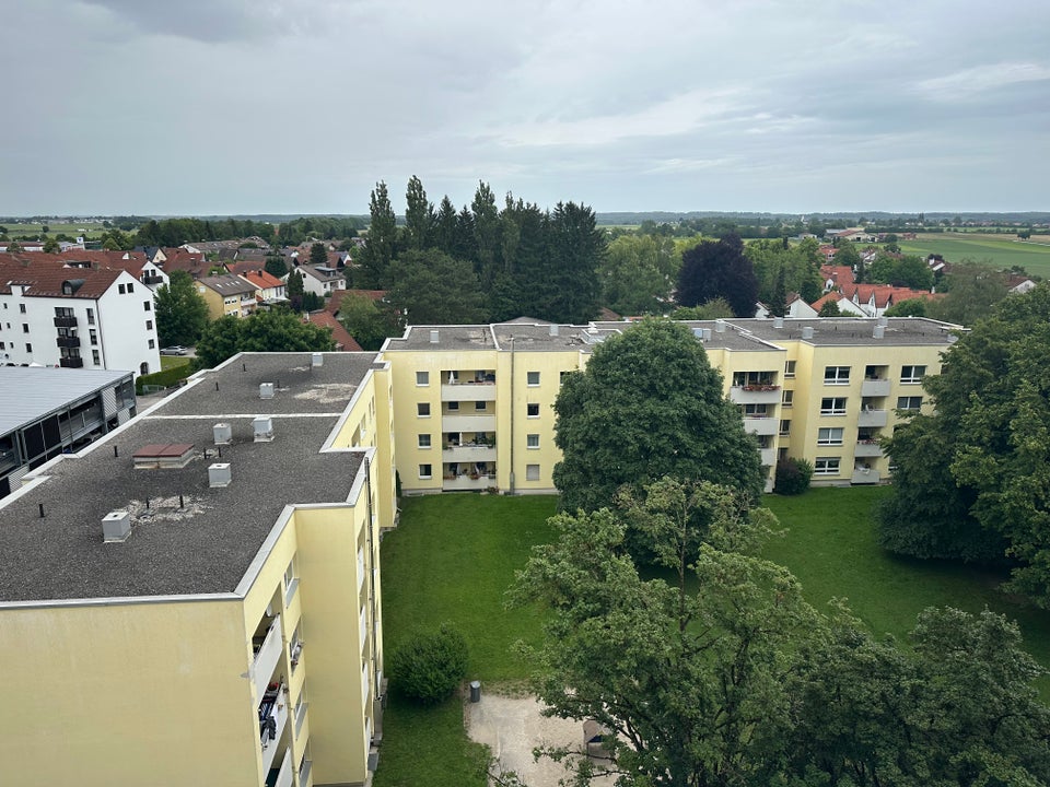 Frisch saniert im Erdgeschoss: 2 Zimmer mit Balkon - Foto 5