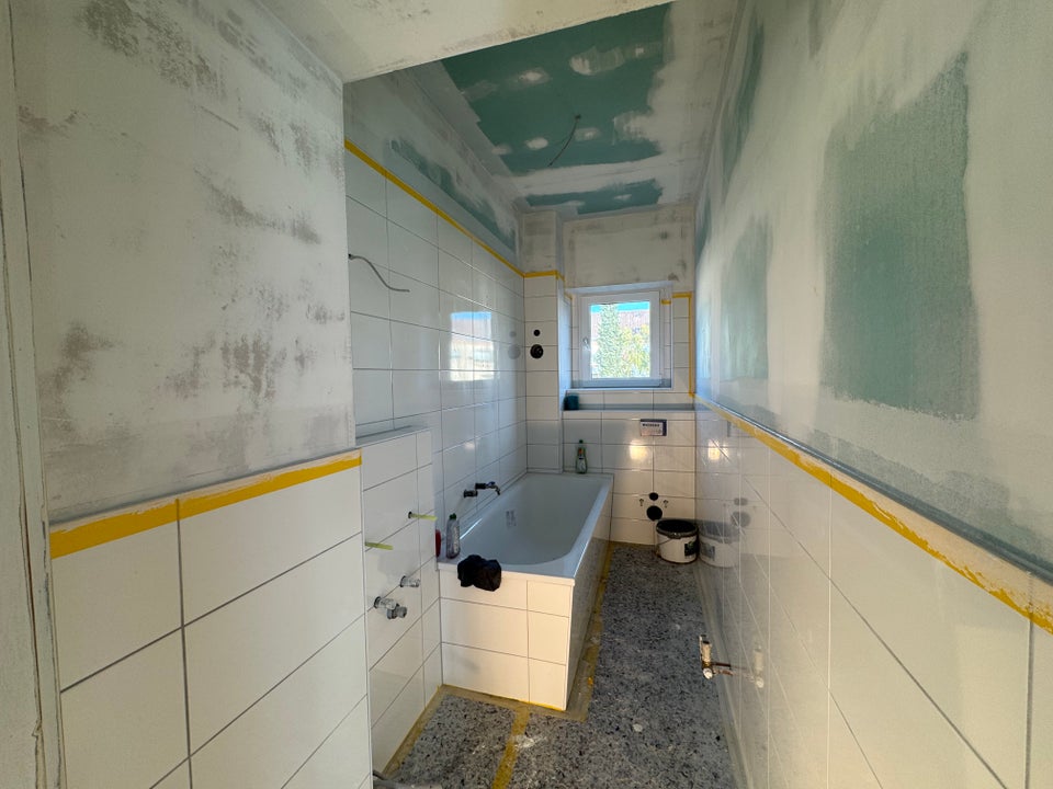 Frisch sanierte 2-Zimmer-Wohnung mit Balkon in ruhiger Lage - Foto 2