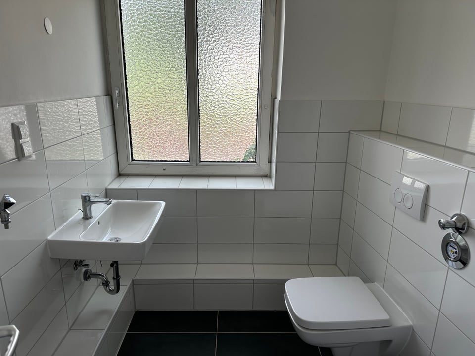 Praktische 1-Zimmer-Wohnung mit geräumiger Küche - Foto 4