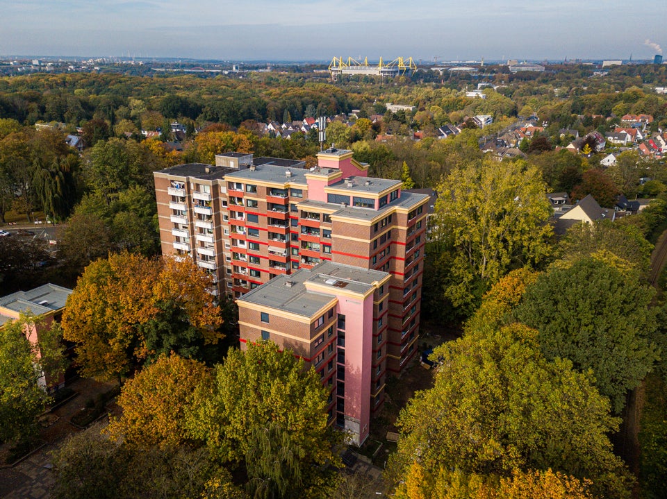 Reinkommen und wohlfühlen: Renovierte 4 Zimmer-Wohnung am Park - Foto 2
