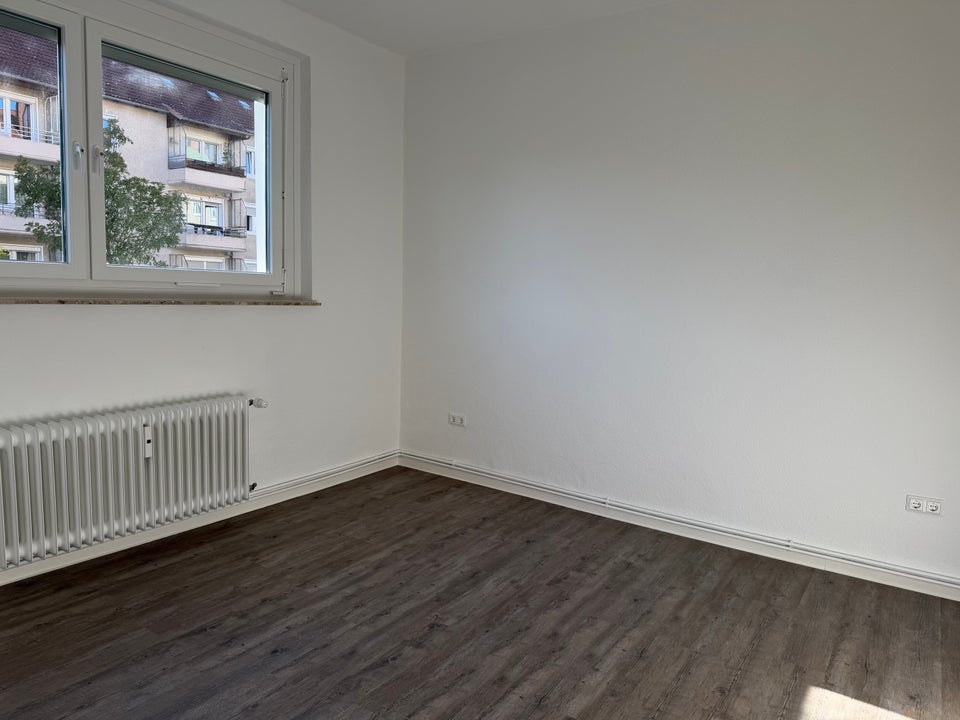 Ihr neues Zuhause in Stöckheim! Schicke, frisch renovierte 2-Zimmer-Wohnung!<br> - Photo 1