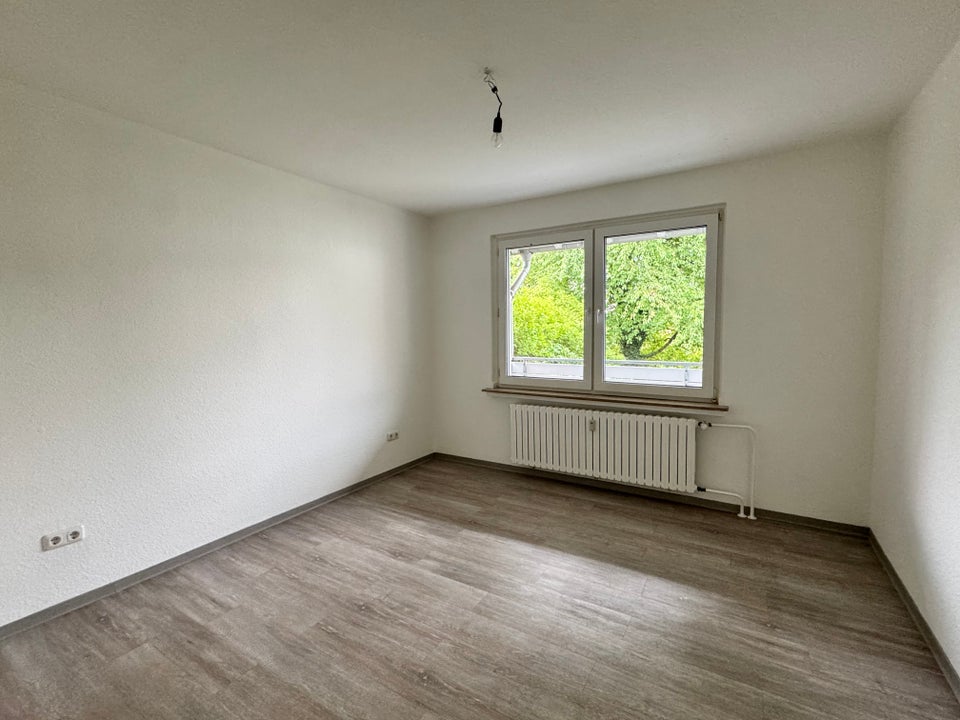 sanierte 3-Zimmer-Wohnung im 1. OG mit Balkon - Photo 1
