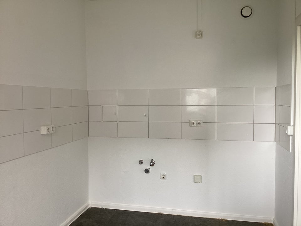 2 Zimmer Wohnung mit Balkon in Lausen! - Foto 4