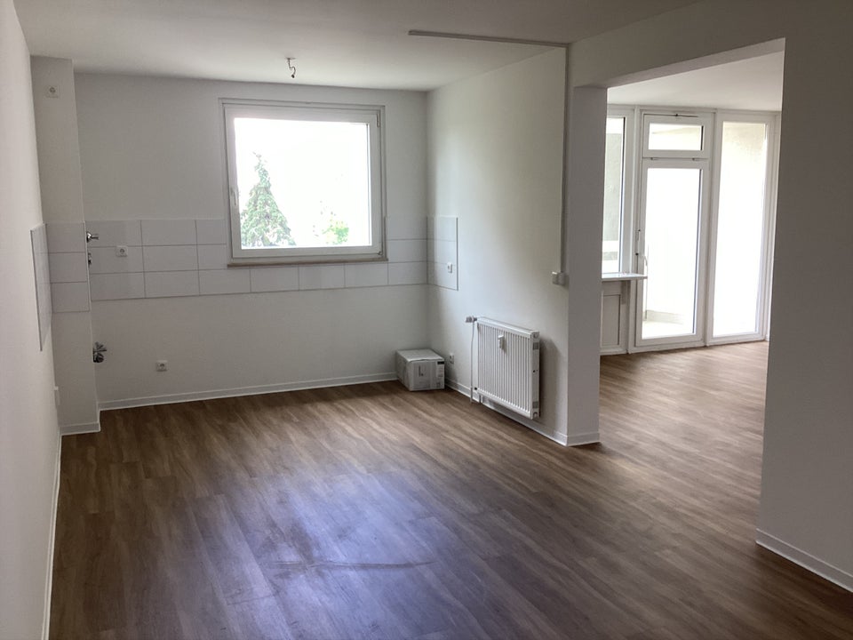 Sanierte 3-Zimmerwohnung mit Balkon - Photo 2
