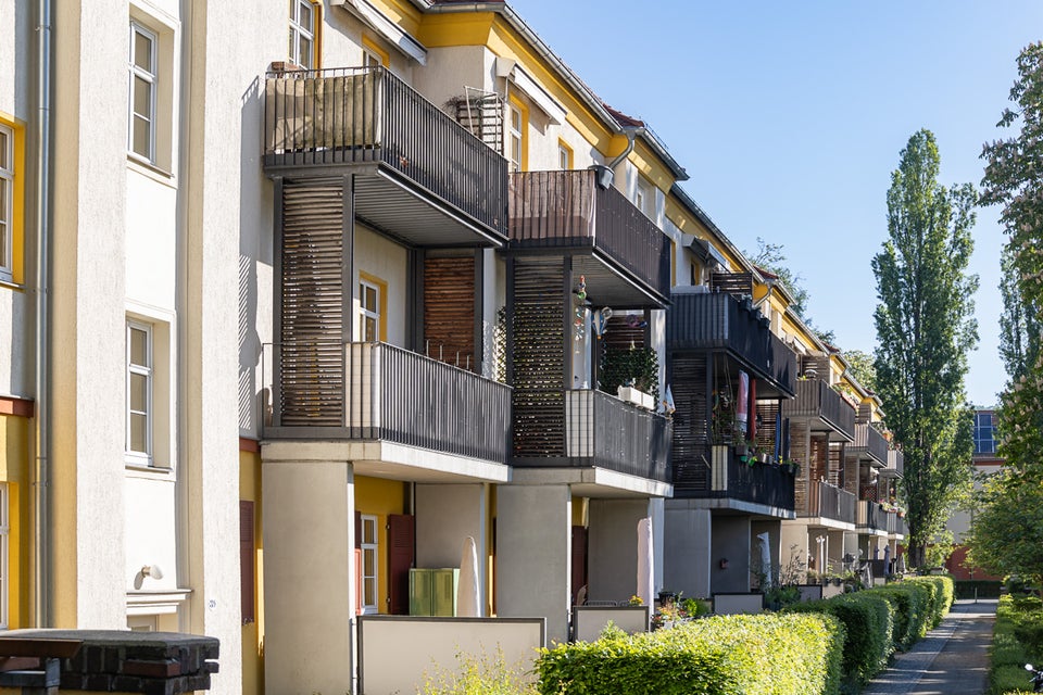 Zuhause fühlen: Frisch renovierte 3-Raumwohnung mit Balkon! - Foto 2