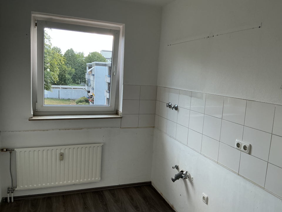 Hier findet jeder seinen Platz: geräumige 2-Zi.-Wohnung mit Duschbad - Foto 2