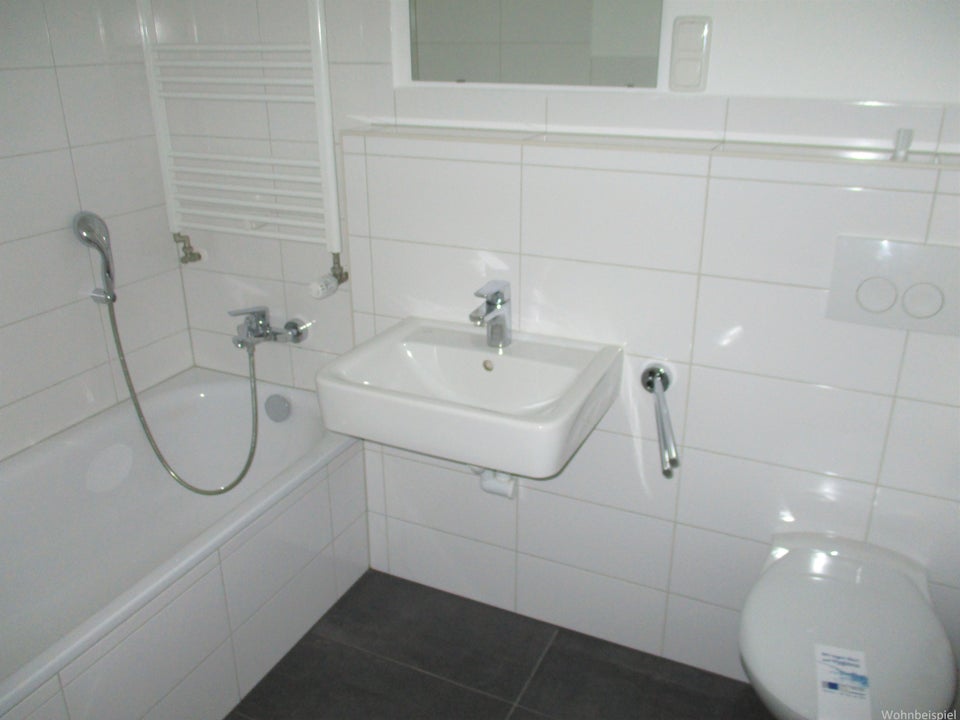 Da kommt man gern Heim! Renovierte 2-Zimmer-Wohnung in toller Lage! - Foto 5