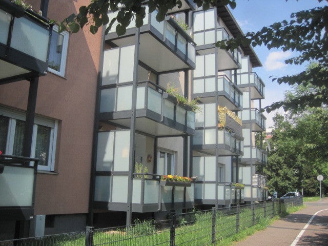 Ihre neue Wohnung: Sanierte/ Renovierte 3-Zimmer-Wohnung in Stadtlage - Foto 2