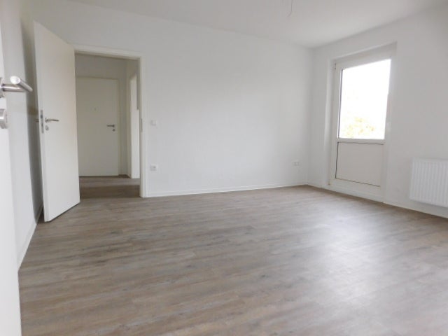 ***Schöne und renovierte 3-Zimmerwohnung mit Balkon in ruhiger Lage*** - Foto 3