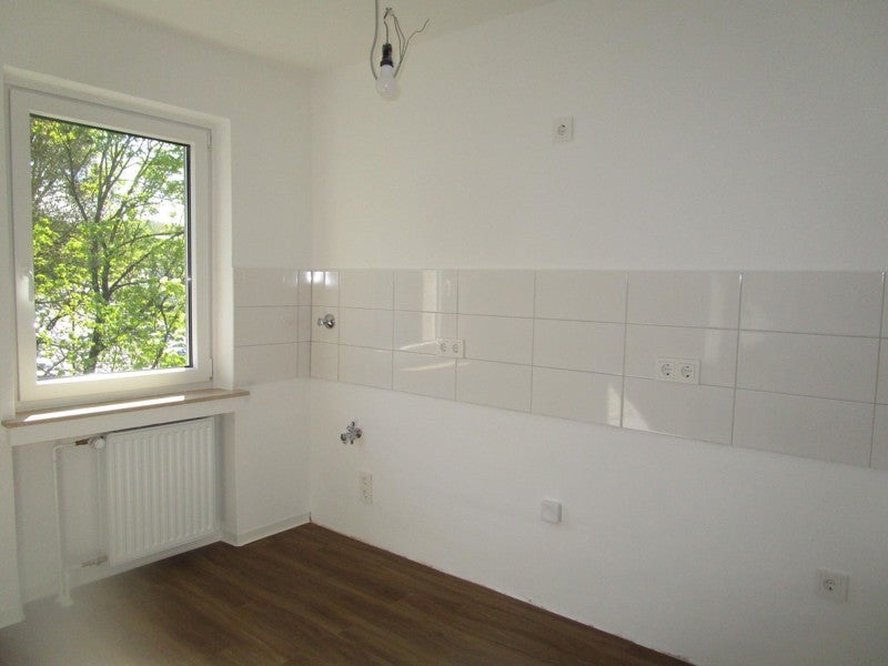 Schöner Wohnen in dieser günstig geschnittenen 3-Zi.-Wohnung - Foto 2