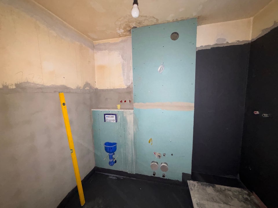 Frisch renoviert in Freimann: Helle 1-Zimmer-Wohnung mit Balkon und Einbauküche - Foto 1