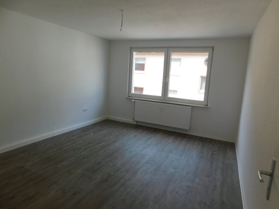 Schöne 2-Zimmer Wohnung mit Balkon!. - Foto 1