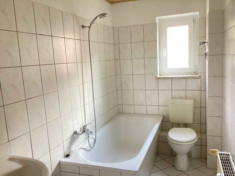 Ruhig gelegene 3-Zimmer Wohnung mit Blick ins Grüne - Foto 2