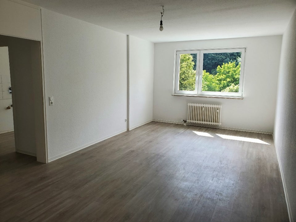 Gemütliche 2-Zi.-Whg. mit neuem Bad und Balkon - Photo 1
