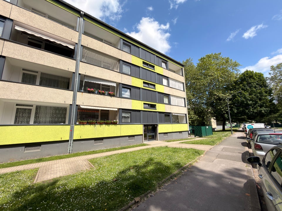 Praktisch geschnittene Wohnung wartet auf Sie! - Foto 5