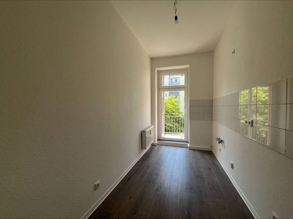 2 Raum Wohnung in Sanierung mit Balkon - Photo 1