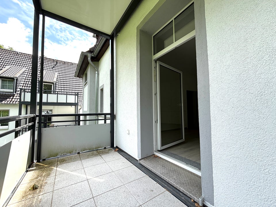 Wohnen in parkähnlicher Umgebung: großzügige 2-Zimmer-Wohnung mit besonderem Charme - Foto 3