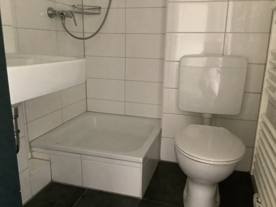Hier hat jeder Platz: günstig geschnittene 2-Zi.-Wohnung - Foto 2