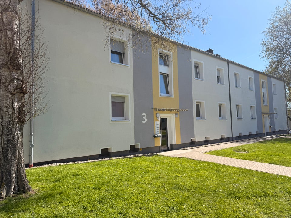 Reinkommen und Wohlfühlen: interessante 3-Zimmer-Wohnung mit Sonnenbalkon - Photo 3