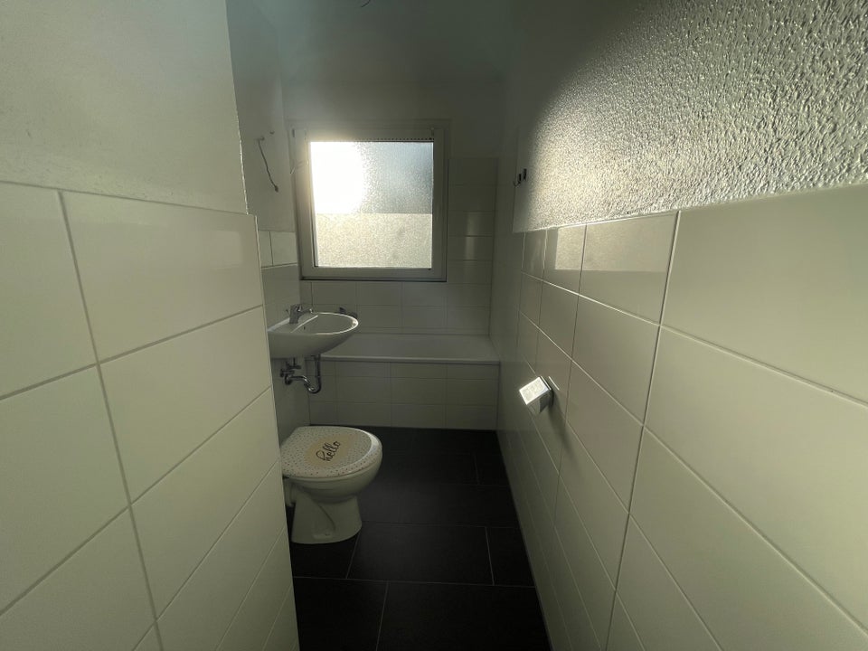 Lust auf eine 2-Zi.-Wohnung ? Dann lesen sie hier weiter. - Foto 3