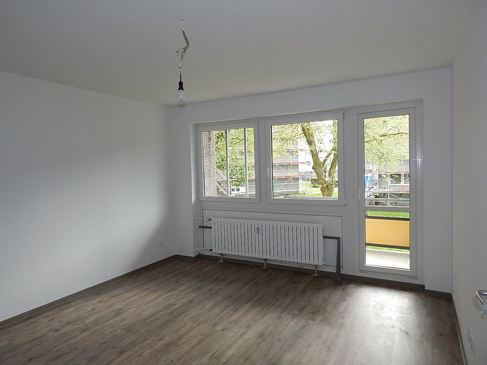Zuhause fühlen: günstig geschnittene 3-Zimmer-Wohnung - Photo 4