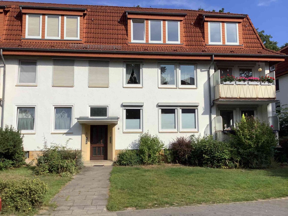 Willkommen Zuhause: frisch renovierte 3-Zimmer-Wohnung mit Ausblick! - Foto 4