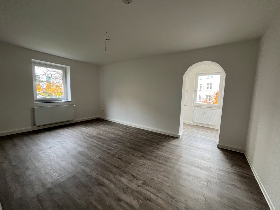 Lust auf Veränderung? 4-Zimmer-Wohnung in zentraler Lage - Photo 1