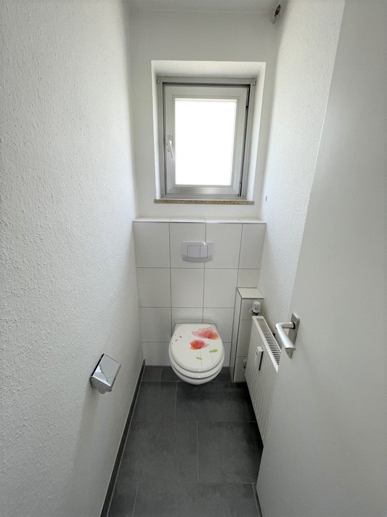 Erdgeschoss / 3,5 Zimmer mit Balkon ab sofort - Foto 4