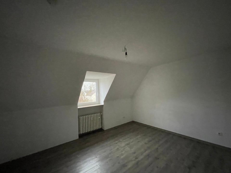 Gemütliche Dachgeschosswohnung - Photo 5