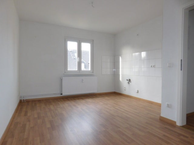 ***Schöne 2-Zimmerwohnung im EG mit Laminat in ruhiger Lage und Rheinnähe*** - Photo 3