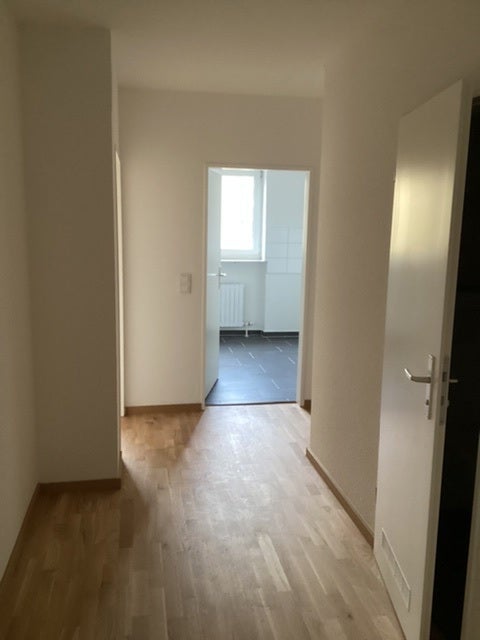 Umzug gefällig? Praktische 3-Zi.-Wohnung mit Balkon - Foto 2
